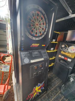 Darts star 2000 coin operated dart board