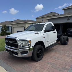 2019 RAM 3500 Dually 