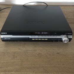 Sony DVD Home Theater Receiver DAV-HDX275 5 Disc Changer Stereo Receiver