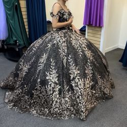New Quinceañera’s Dress 