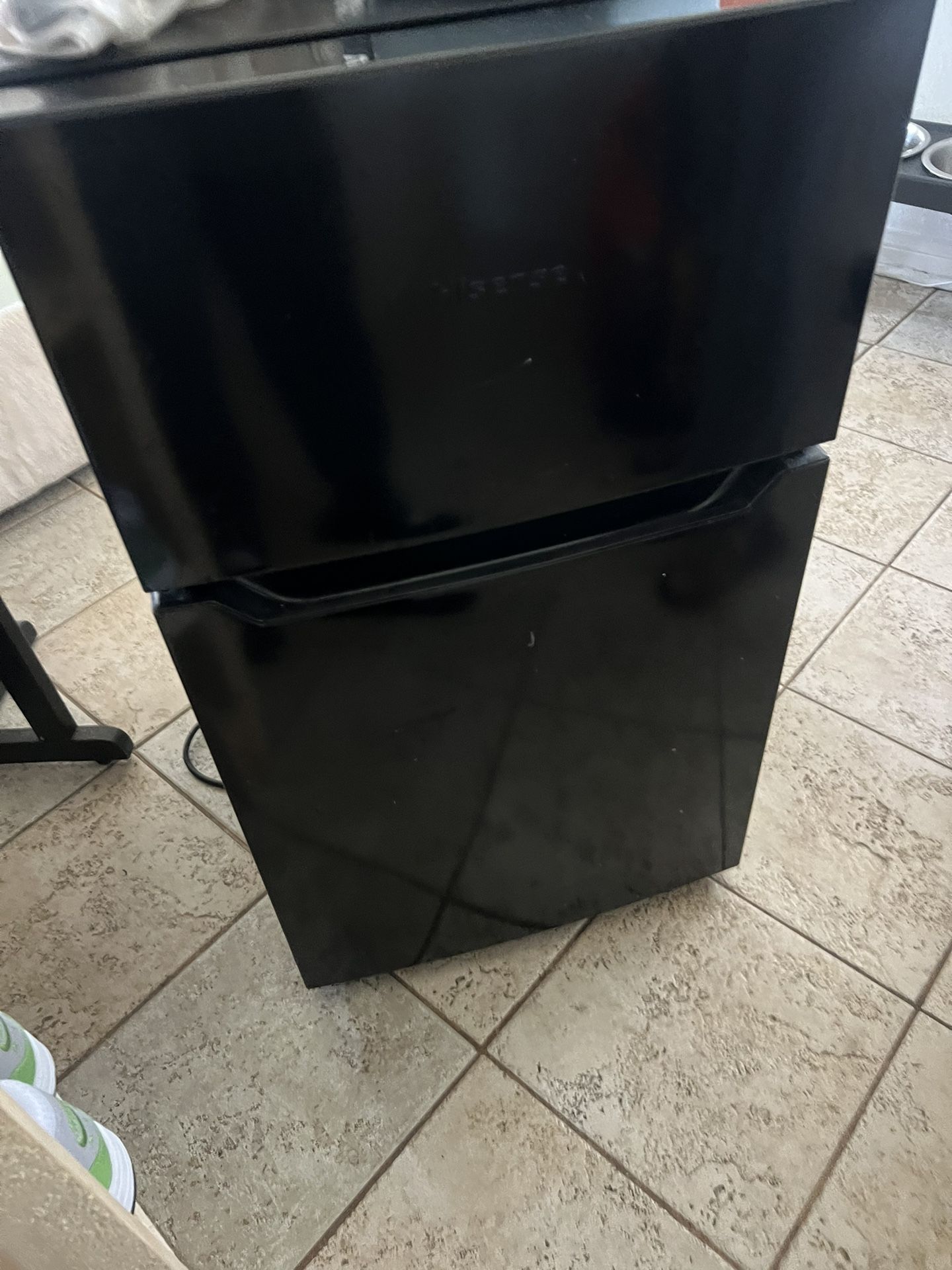 Mini Fridge For Sale 3ft Tall