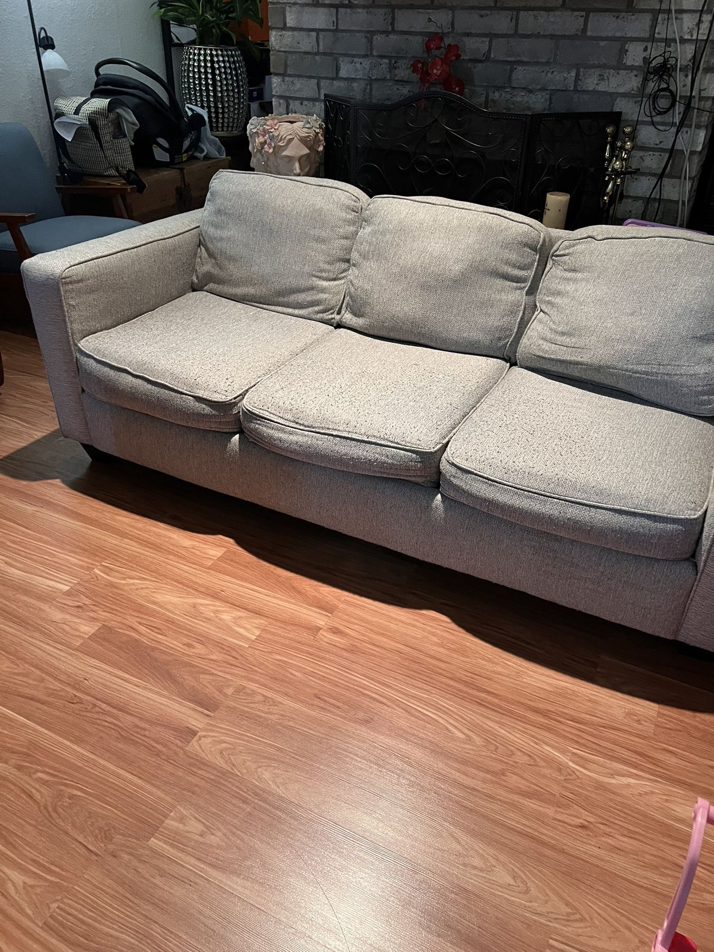 Sofa with pull out bed