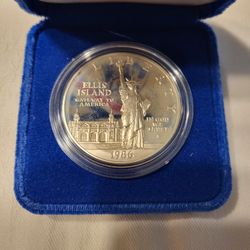Collectable Statue Of Liberty Coin 1986