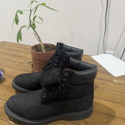 Black Timberlands Size 11