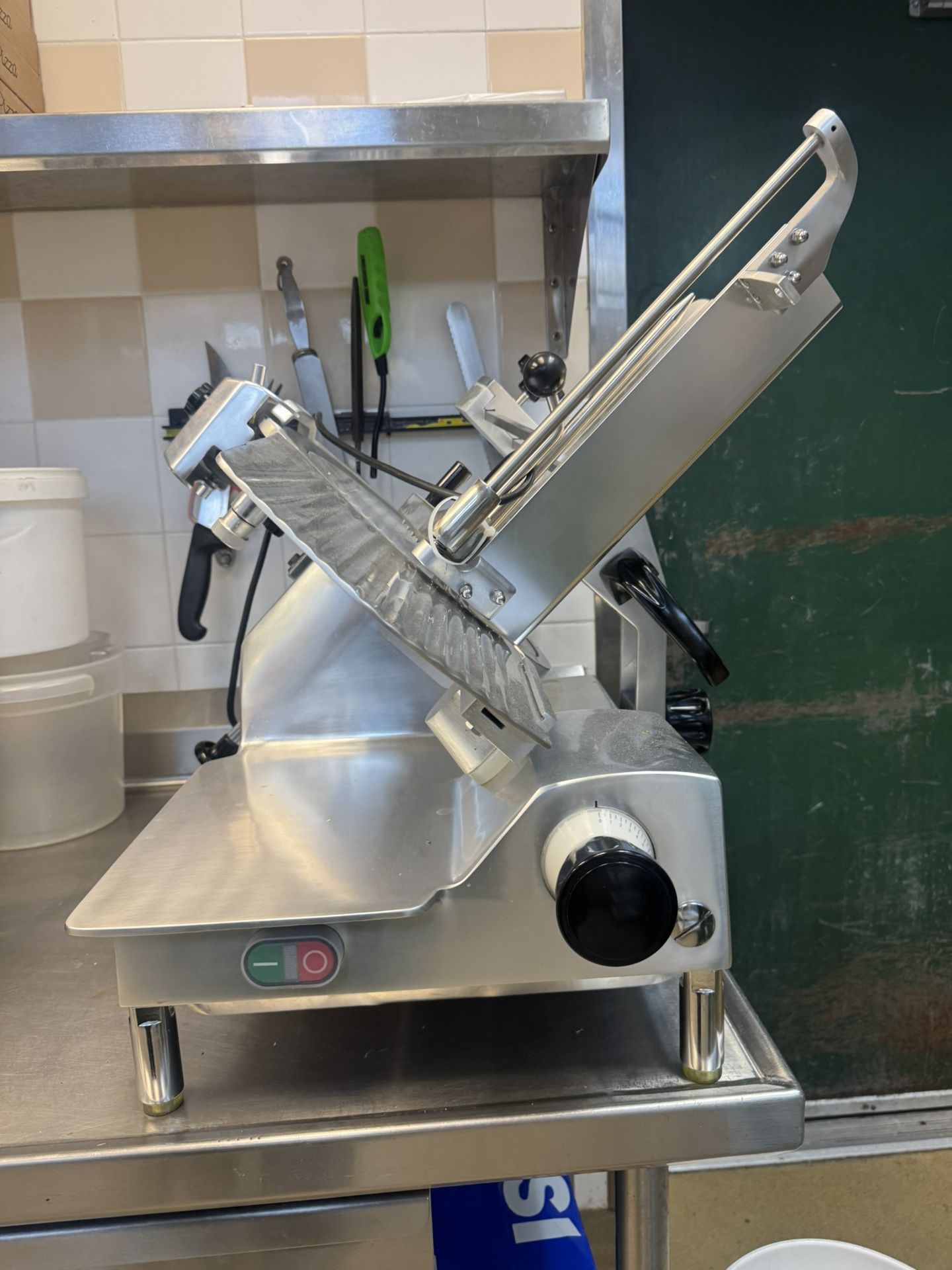 avantco meat slicer