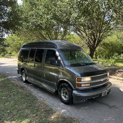2001 GMC Savana