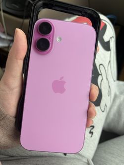 iPhone 16 pink