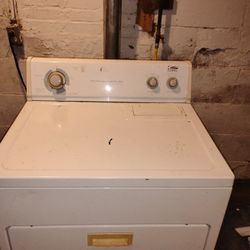 Washer And Dryer The Dryer Is Electric I Don't Know What's Wrong With The Washer It Don't Spin