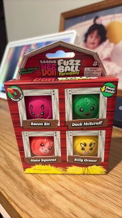 Teenie Needoh Fuzzball Farmyard