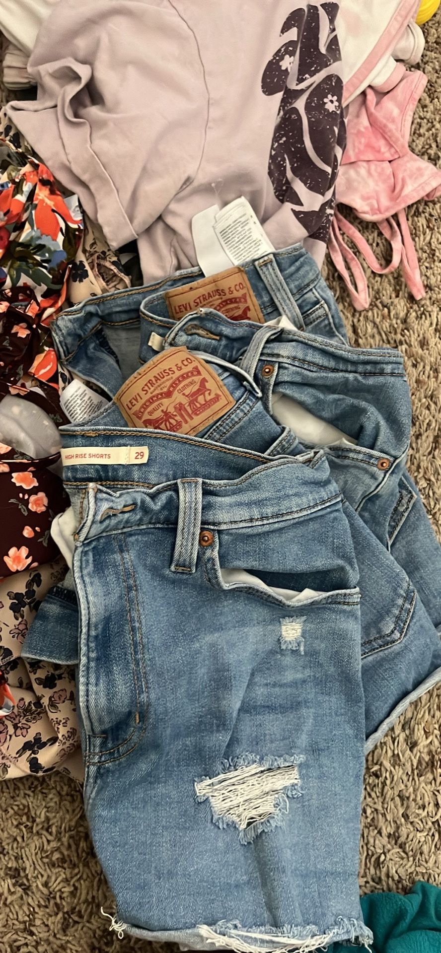 Women’s Clothes
