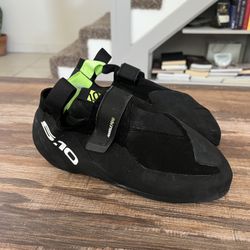 Mens 9.5 Climbing Shoes 5.10 Hiangle Pro