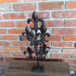 Fleur De Lis Decor