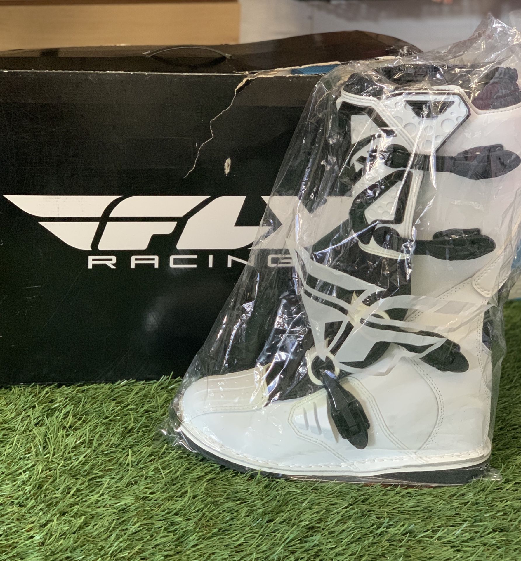 Fly racing man boots size 13