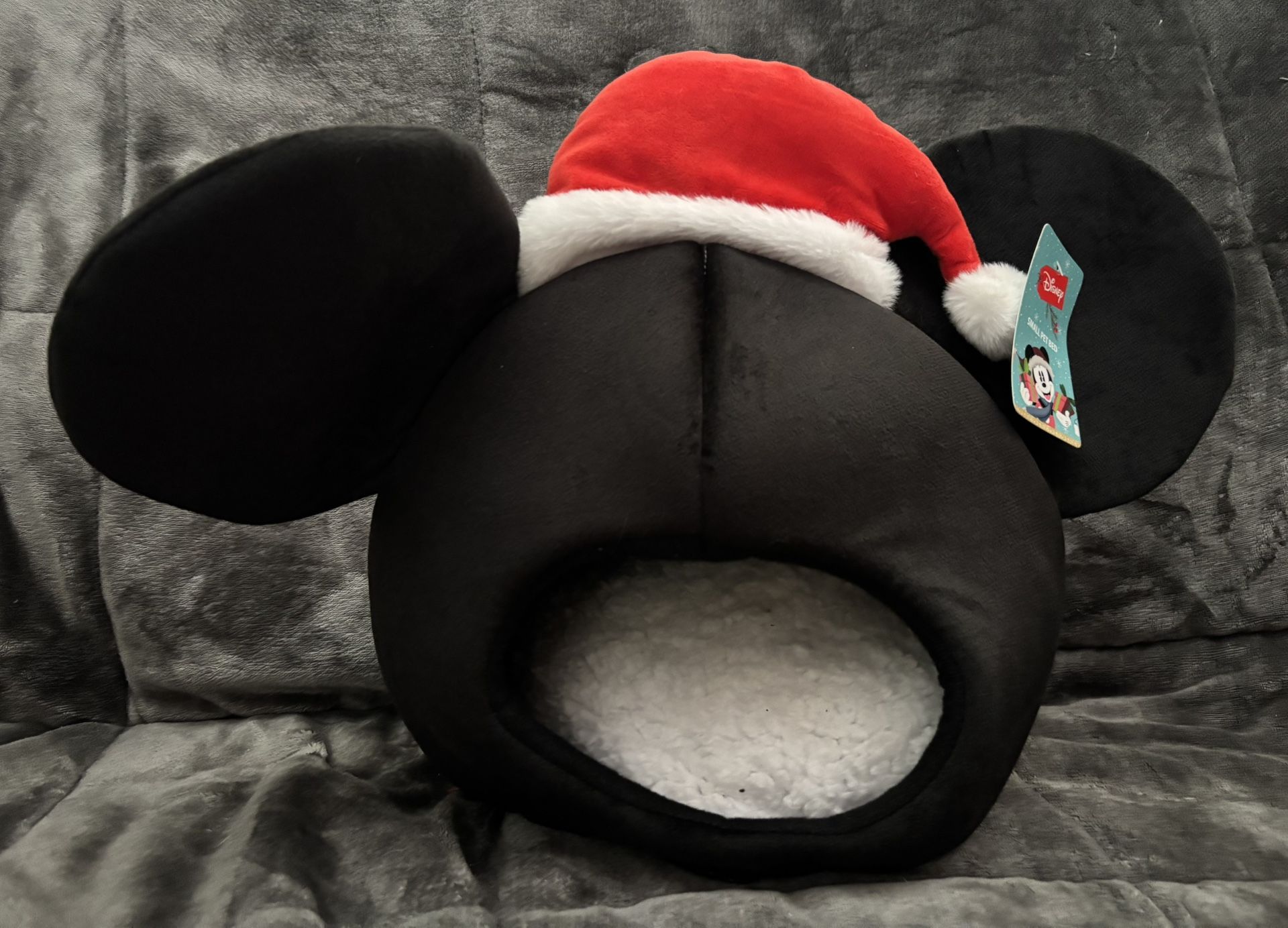 Disneys Mickey Mouse Small Pet Bed