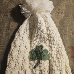 Patrick Francis knited hat with irish clover leaf in good shape one size fits mo