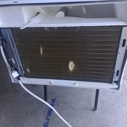 Window Unit 18,000 Btu 