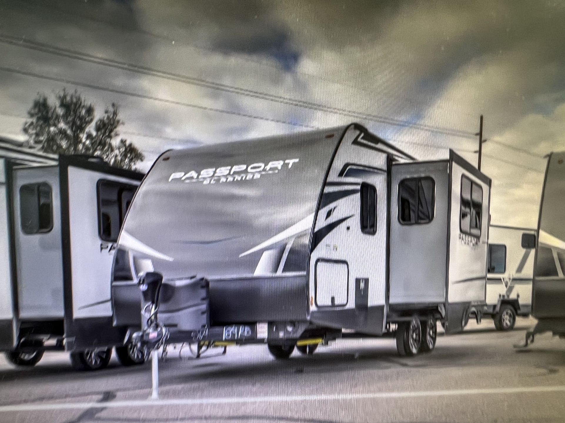 2023 PASSPORT 18ft(189RB) Travel Trailer