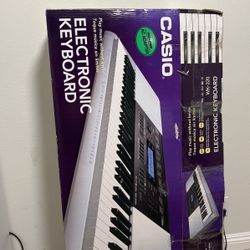 Casio Electric Keyboard