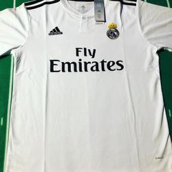 Real Madrid ⚽️ Retro Jersey!