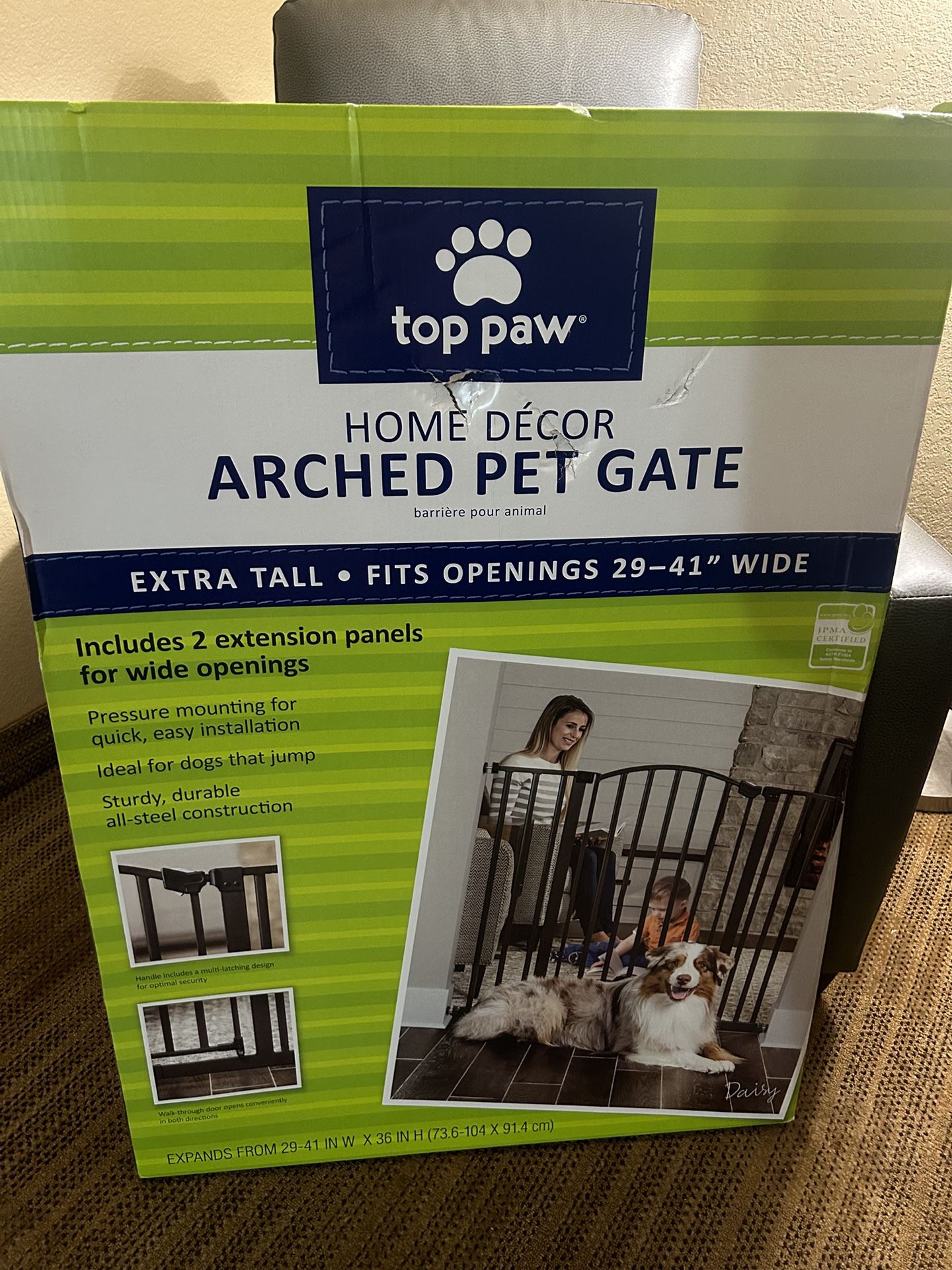 Arched Let Gate Hasn’t Been Open and Is still In the box.