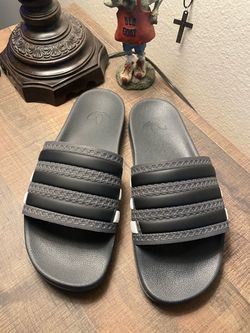 Adidas Adilette  OG comfort slides men’s size 8