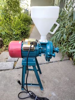 Grain Grinder...Brand New--- Big Motor 
