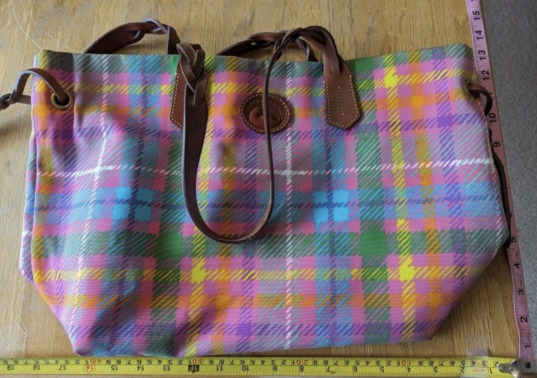 Dooney & Bourke tote