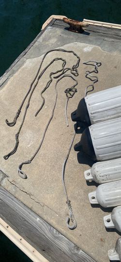 Boat fenders inflatable with 4 fender lines