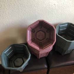 9" Hexagon Hard Plastic Flower Pot