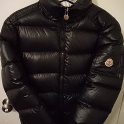 Moncler Jacket Size Small Flawless 