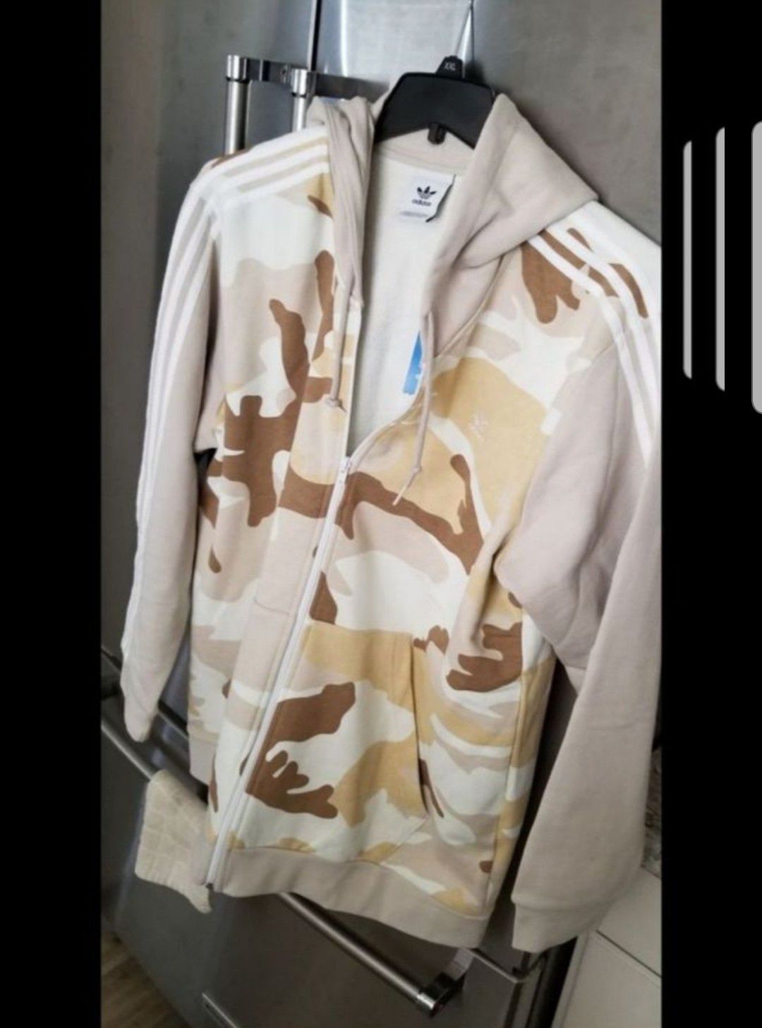 Adidas Camo hoodie. Size XXL. Brand new with tags. Please check out my page for other items. Thanks