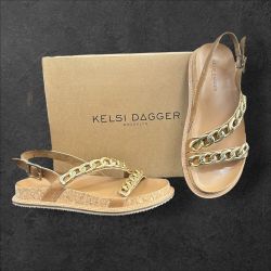 Kelsi Dagger Brooklyn Vegan Leather Slingback Sandals Buckle Chain Tan Sz 7 1/2 M NIB