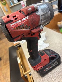 Milwaukee impact drill