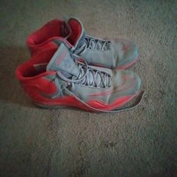 BASKETBALL  NIKE SHOES