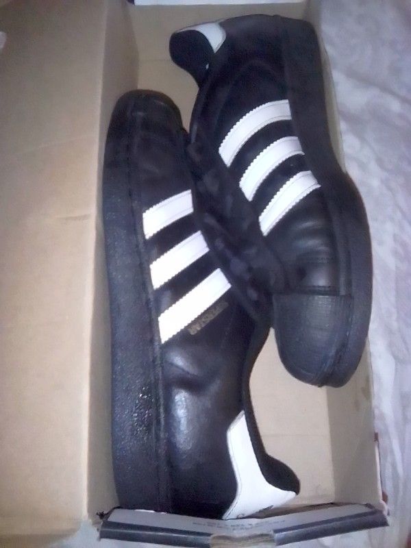 Black Adidas Superstar Size 5.5 Women