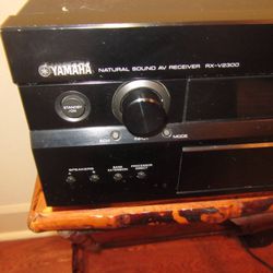 Yamaha AV Receiver Amplifier Tuner Stereo Surround RX-V2300 Audio Comp