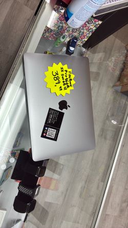 Macbook 💻 Pro 13 Inch i5 16 GB 500GB Touch