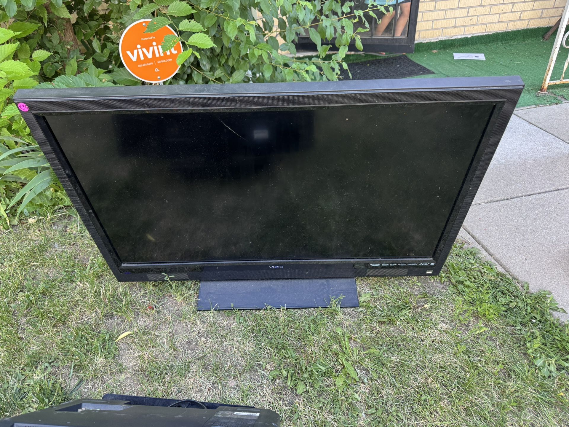 42 In Vizio Tv