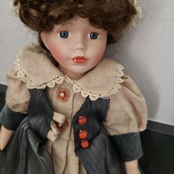 Authentic VINTAGE Porcelein BERLINER Doll