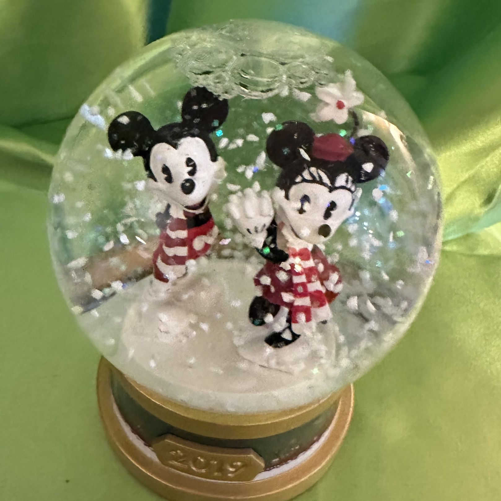 Disney Mickey And Minnie Mouse Christmas 2019