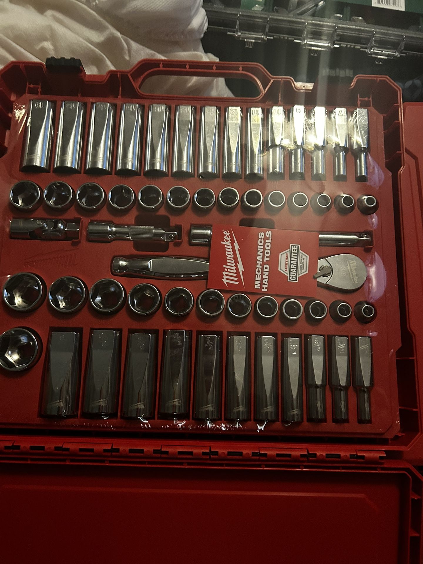 Pack out 1/4 Inch 0 Pc Kit Number48-22-9004 3/8 Kit Number 48-22-9008 56pcs 1/2 Inch Kit48-22-9010