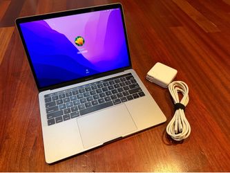 USED - MacBook Pro 2016 3.3Ghz i7 16GB 1TB Space Grey