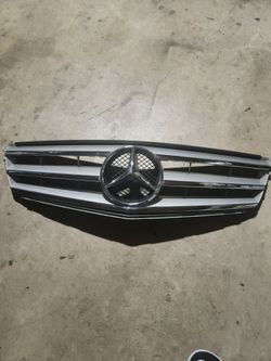 Mersedes C Class Grill $50 OBO