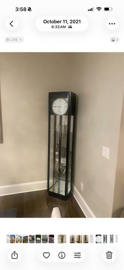 Modern Glass Floor Clock