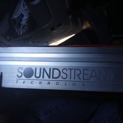 soundstream amplifier 