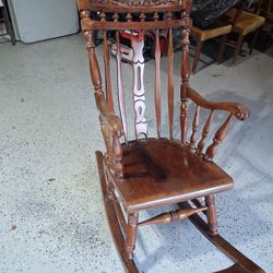 Rocking Chair 