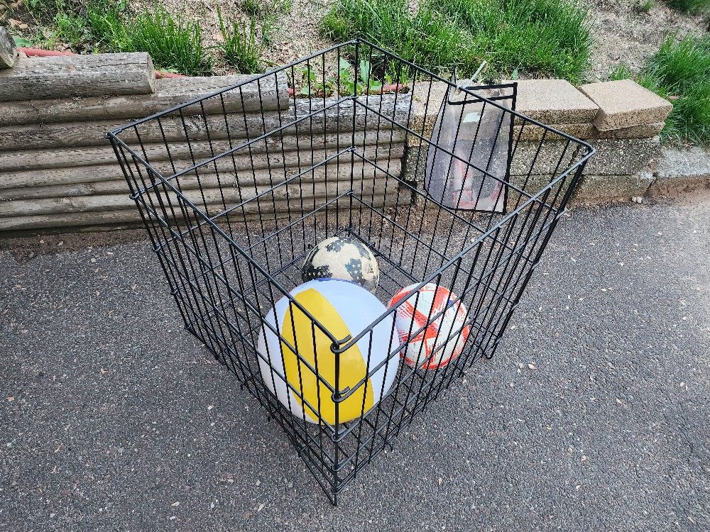 Collapsible Metal Sports Equipment Storage
