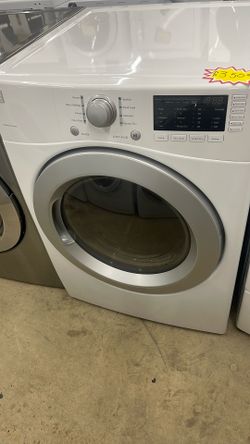 Kenmore White. Gas Dryer  
