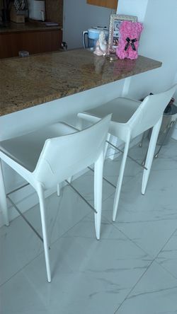 City Furniture 27” White Upholstered Faux Leather Barstools