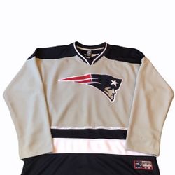 Patriots Hockey Jersey (Size: Medium)- $30